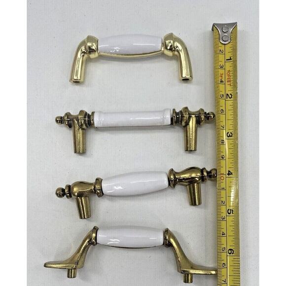 Vintage Lot of 4 White Porcelain/Brass/Gold Cabinet Knobs Drawer Pulls Handles - Picture 4 of 9